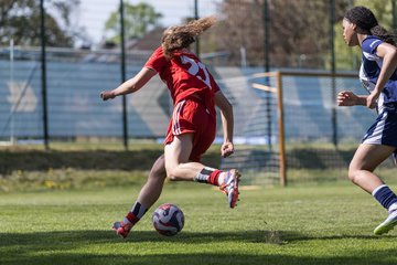 Bild 310 - wBJ Hamburger SV - Hertha BSC : Ergebnis: 5:2